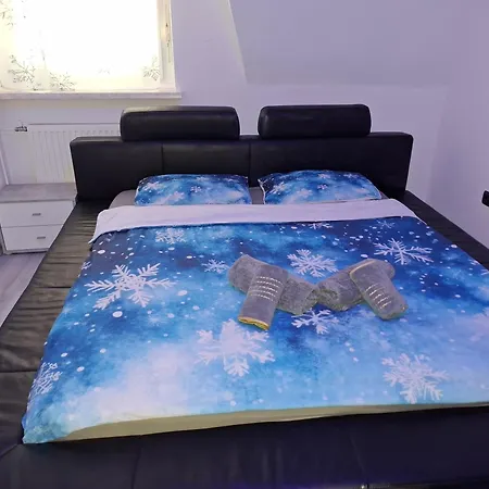 アパート Tabor View