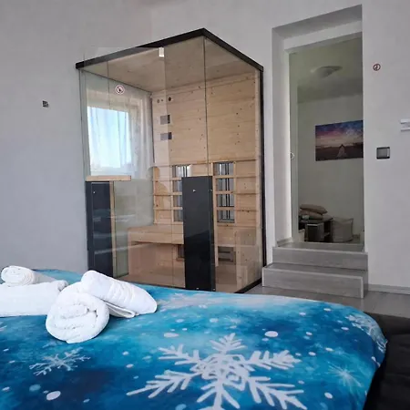 Tabor View With Sauna-free Parking Apartament